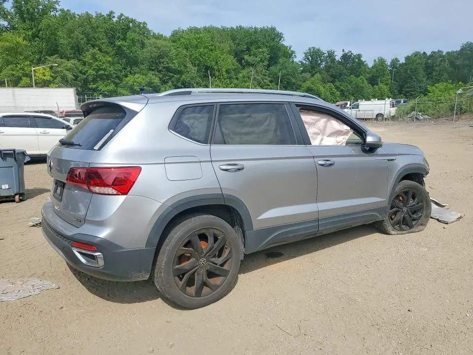 2022 VOLKSWAGEN TAOS SE IQ DRIVE  