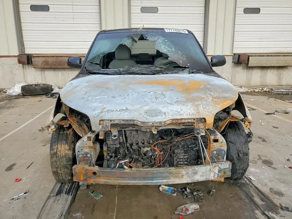 2016 KIA SOUL   