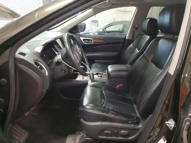 2017 NISSAN PATHFINDER PLATINUM  