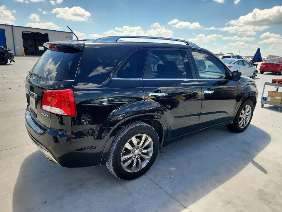 2012 KIA SORENTO SX  