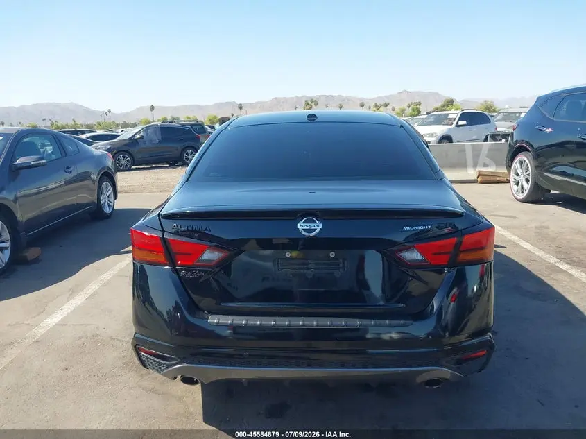 2022 NISSAN ALTIMA SR FWD