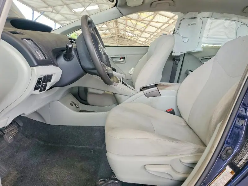 2014 TOYOTA PRIUS THREE  