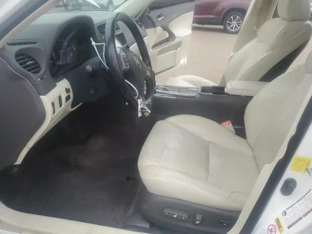 2013 LEXUS IS 250  