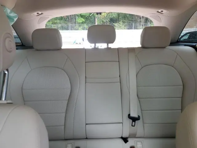 2017 MERCEDES-BENZ GLC 300