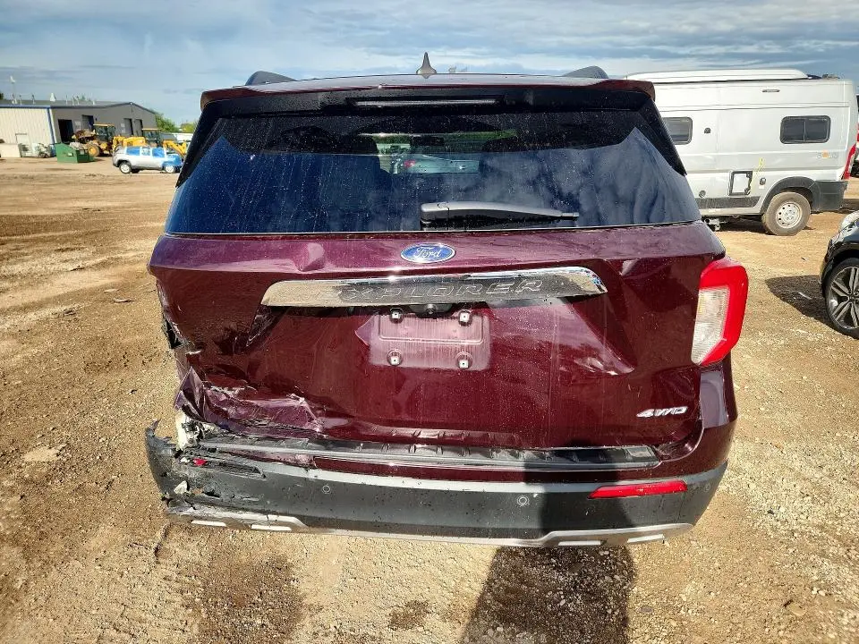2022 FORD EXPLORER XLT  