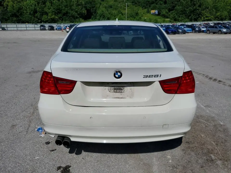 2011 BMW 328 XI  