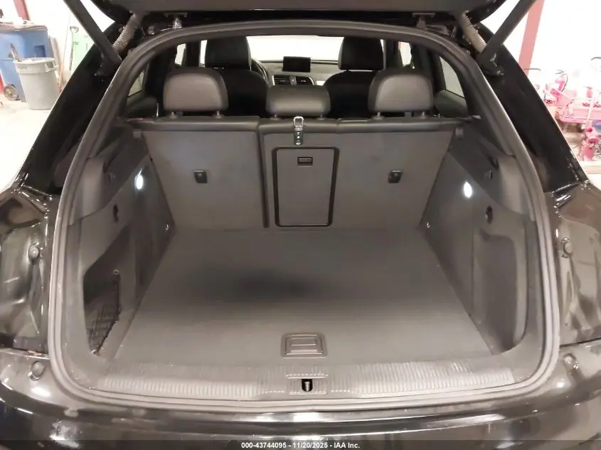 2018 AUDI Q3 2.0T PREMIUM/2.0T SPORT PREMIUM