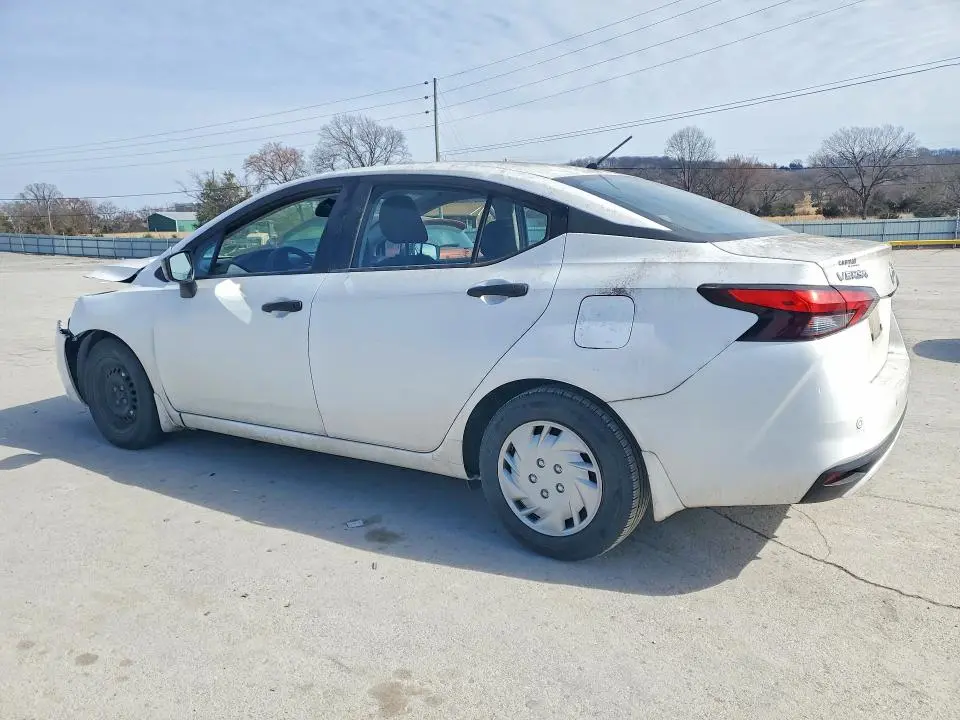 2020 NISSAN VERSA S  