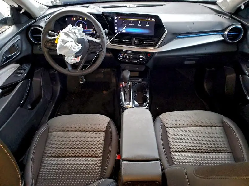 2025 CHEVROLET TRAX 1LT  