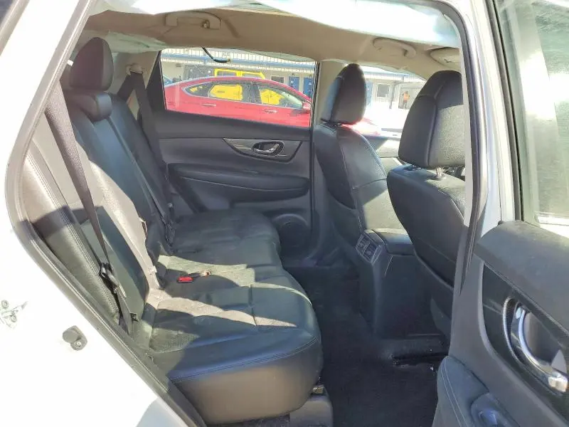 2016 NISSAN ROGUE SL  