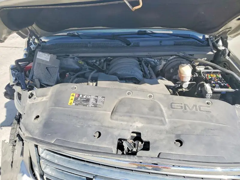 2017 GMC YUKON XL K1500 SLT  