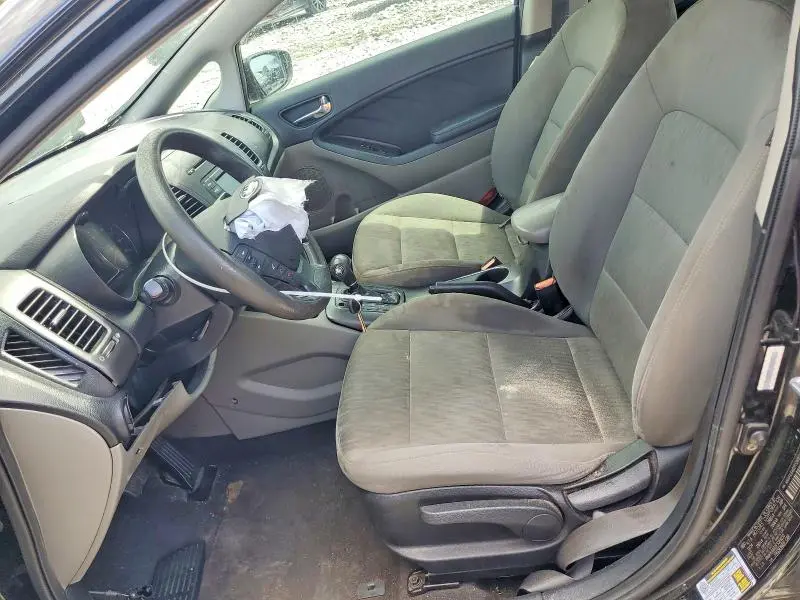 2015 KIA FORTE LX  
