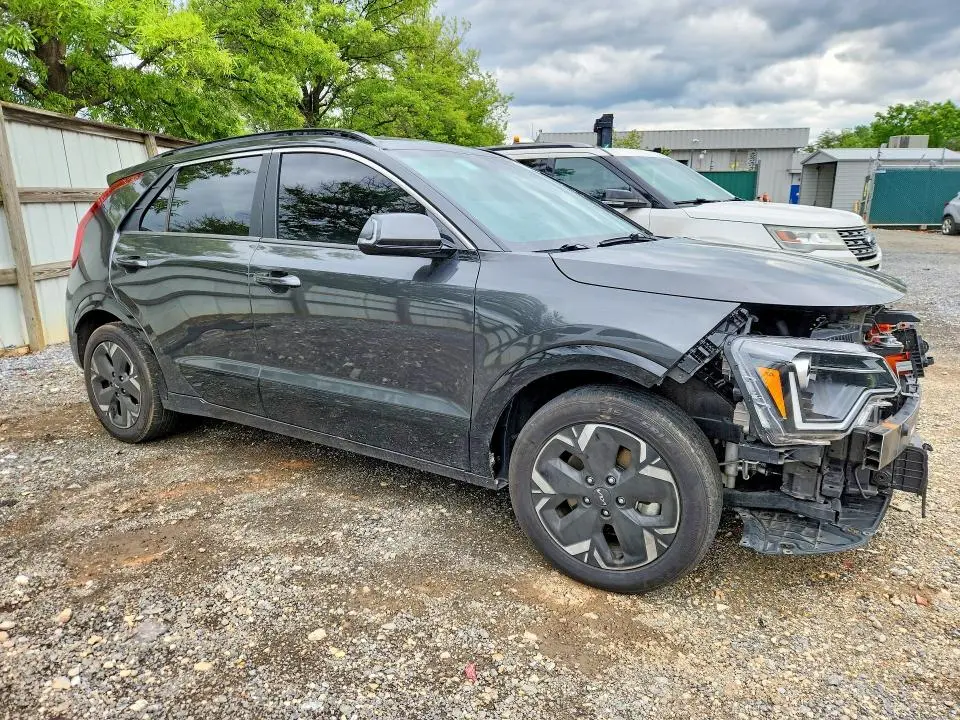 2023 KIA NIRO WIND  