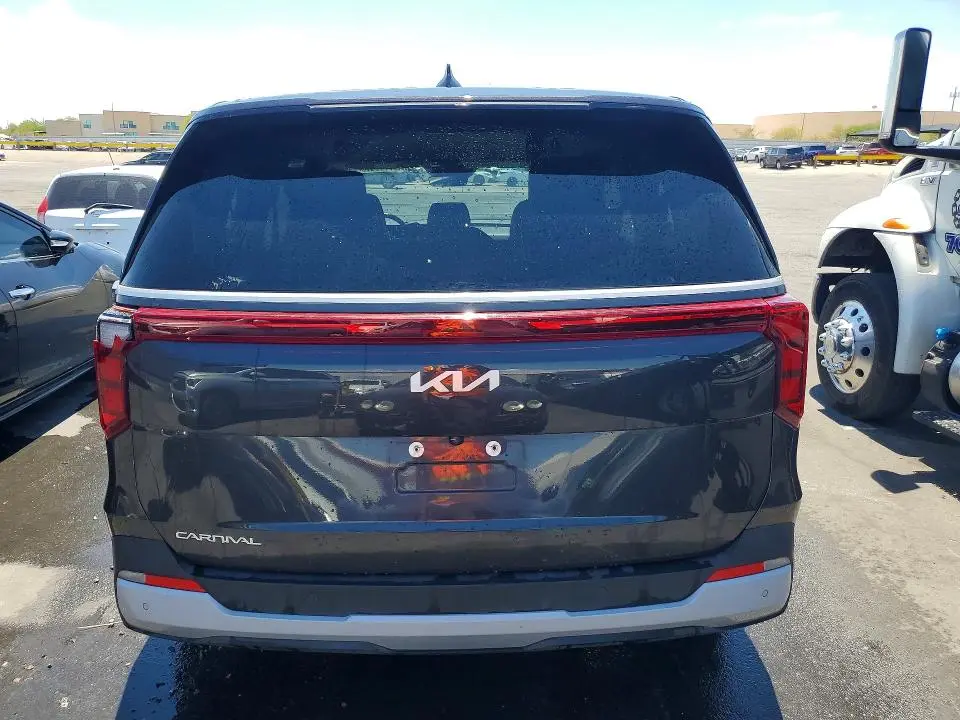 2026 KIA CARNIVAL LXS  