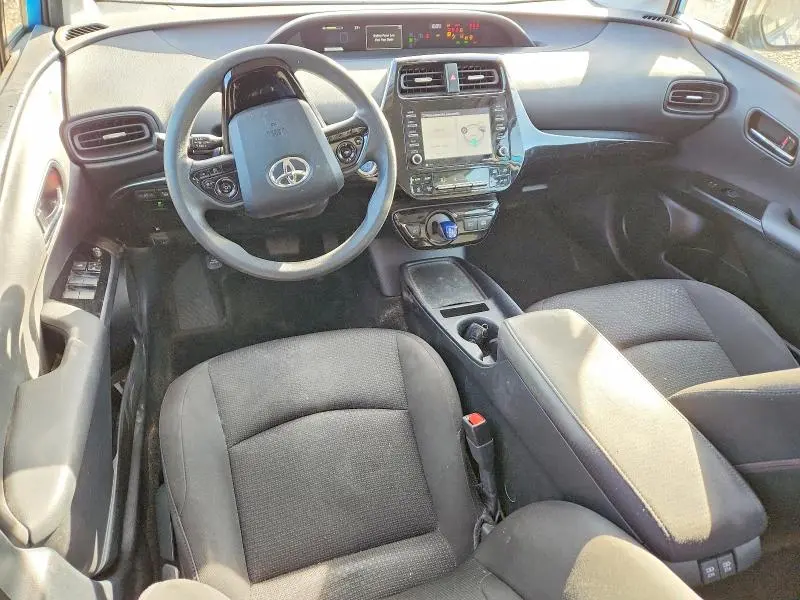 2021 TOYOTA PRIUS LE  