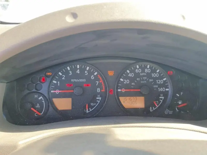 2011 NISSAN FRONTIER SV V6  