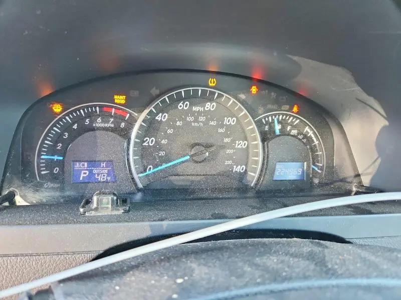 2015 TOYOTA CAMRY LE  