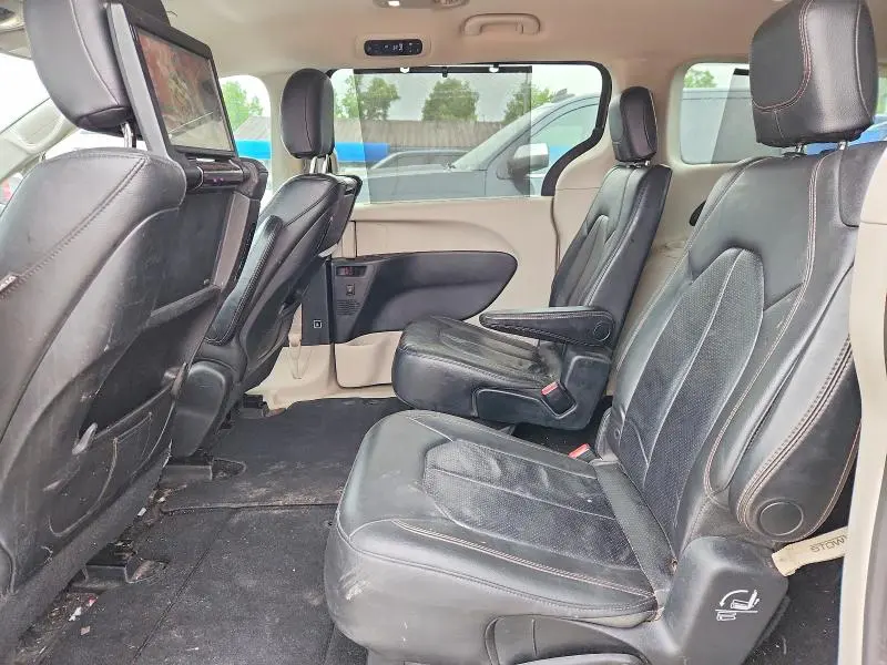 2017 CHRYSLER PACIFICA TOURING L PLUS  