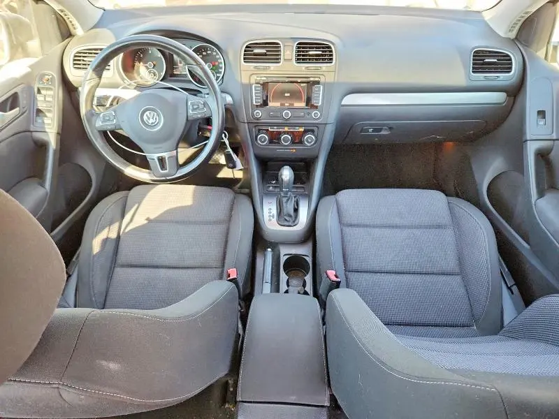 2013 VOLKSWAGEN GOLF   