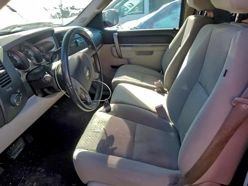 2010 CHEVROLET SILVERADO C1500 LT  