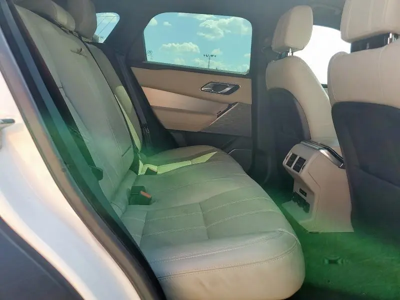 2018 LAND ROVER RANGE ROVER VELAR R-DYNAMIC SE  