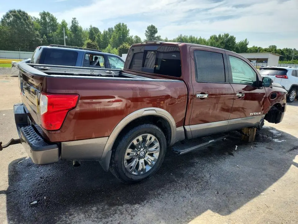 2017 NISSAN TITAN PLATINUM RESERVE  