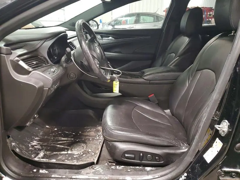 2018 BUICK LACROSSE AVENIR  