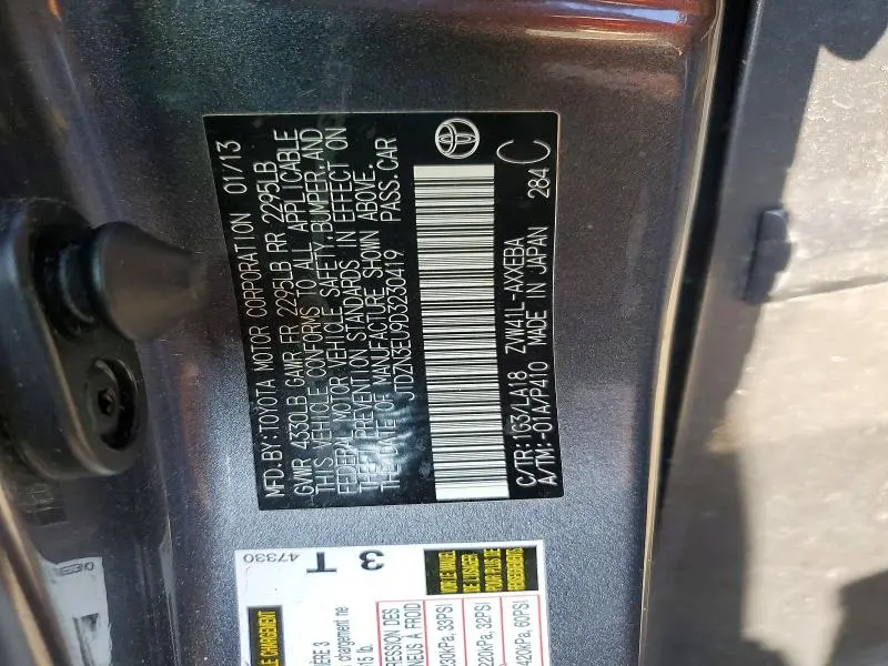 2013 TOYOTA PRIUS V FIVE  