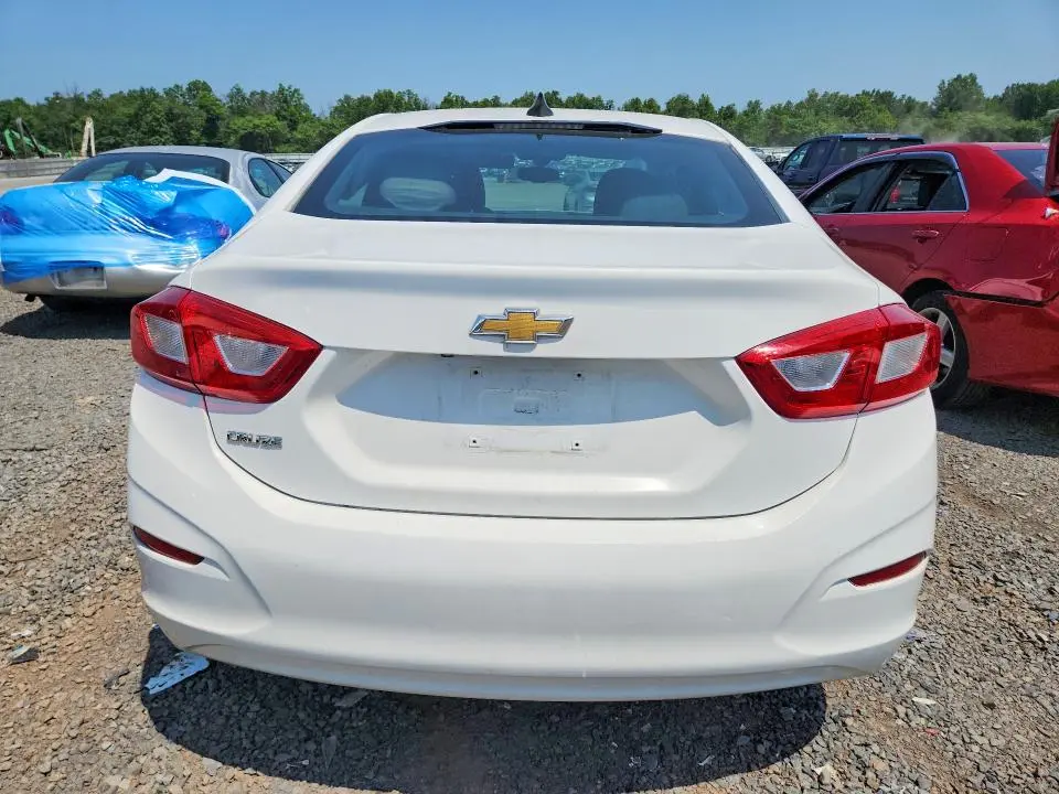 2016 CHEVROLET CRUZE LS  
