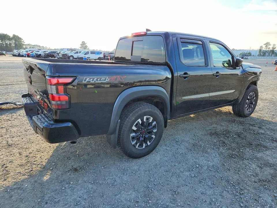 2023 NISSAN FRONTIER S  