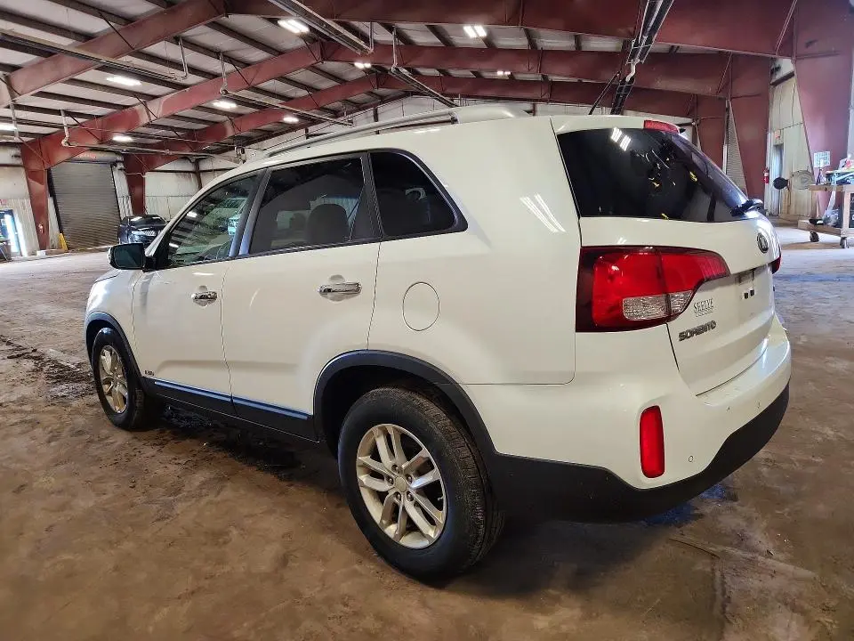 2015 KIA SORENTO LX  