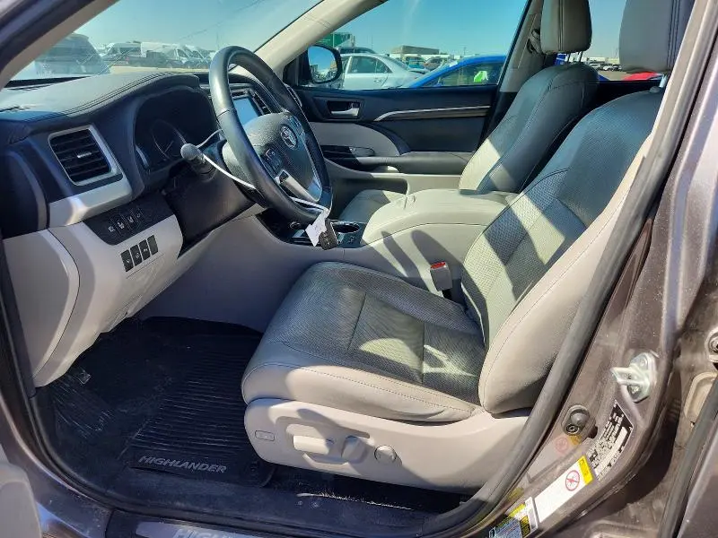 2016 TOYOTA HIGHLANDER LIMITED PLATINUM  