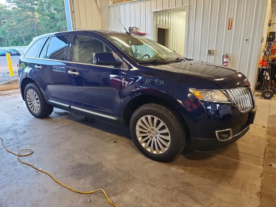 2011 LINCOLN MKX   