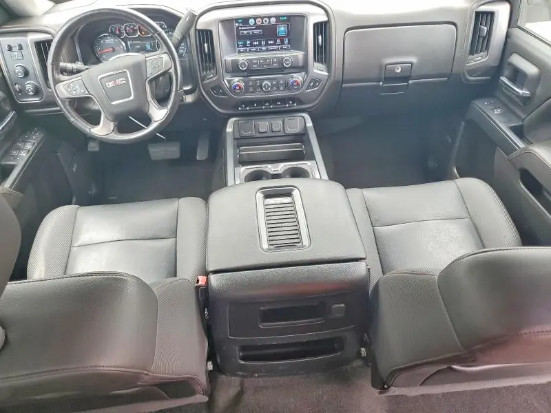 2018 GMC SIERRA K1500 SLT  