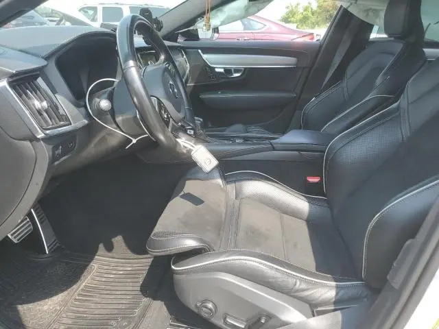 2020 VOLVO S90 T6 OCEAN RACE  