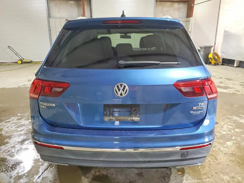 2018 VOLKSWAGEN TIGUAN SE  