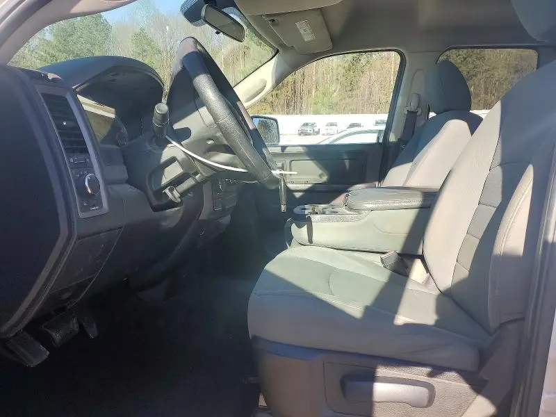 2016 RAM 1500 ST  