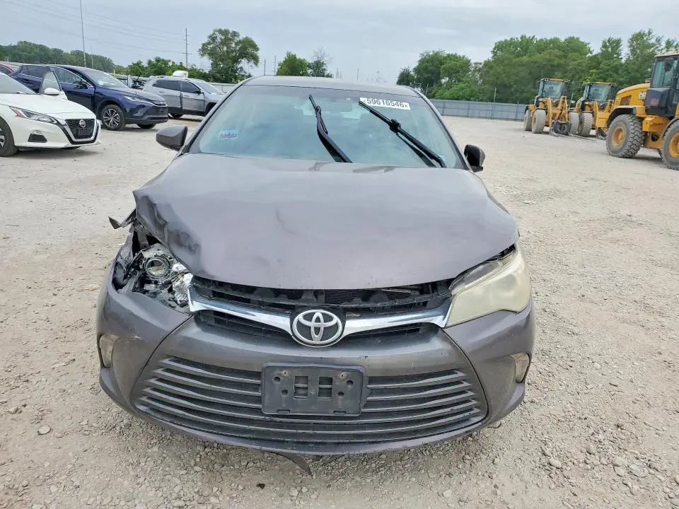 2016 TOYOTA CAMRY LE  