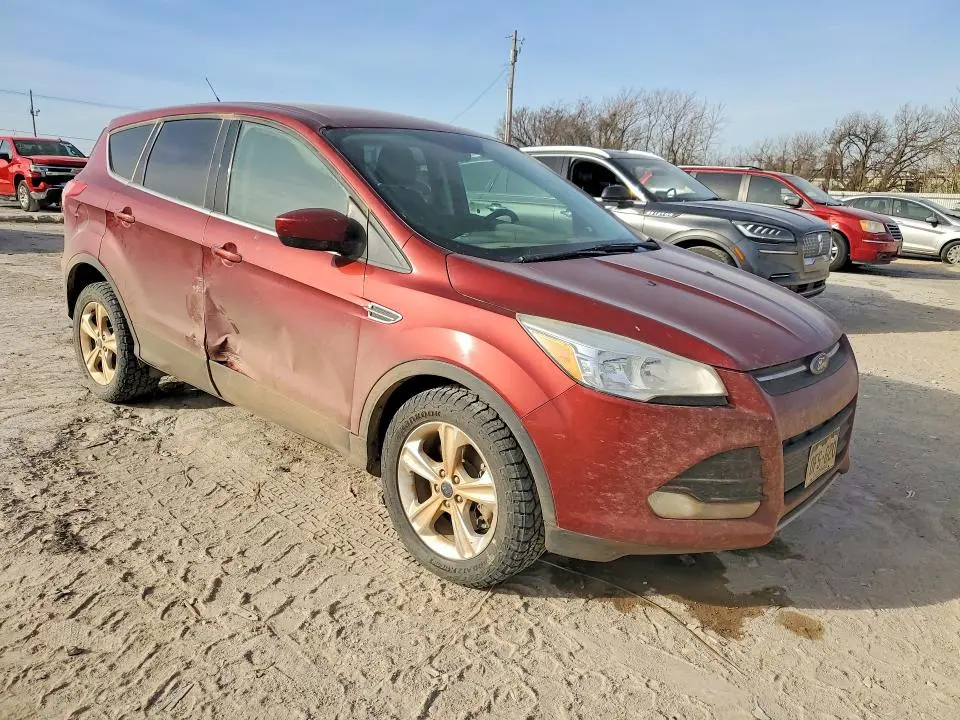 2015 FORD ESCAPE SE  