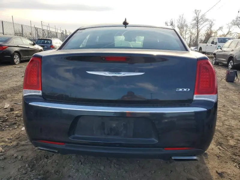 2015 CHRYSLER 300 LIMITED  