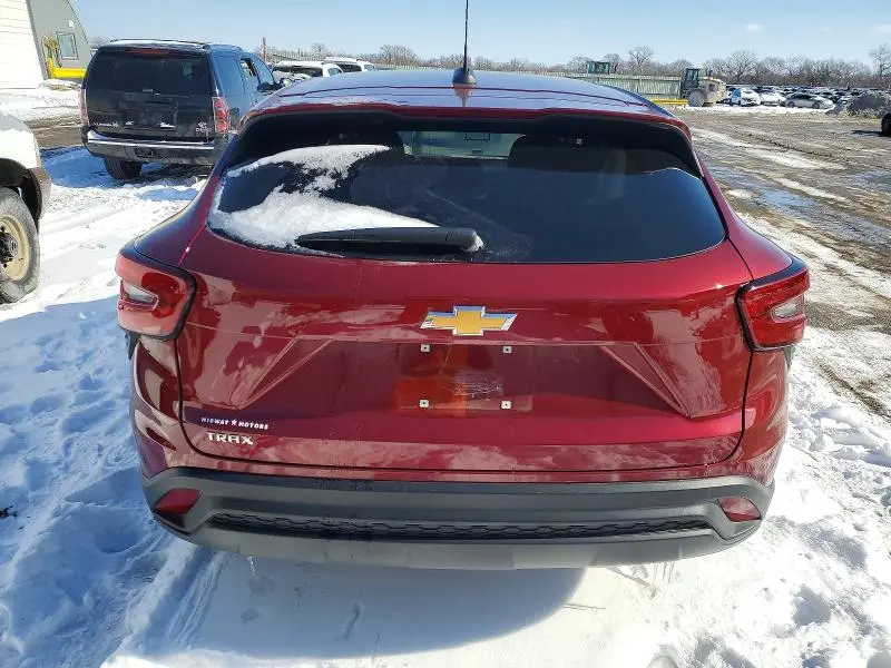 2025 CHEVROLET TRAX LS  