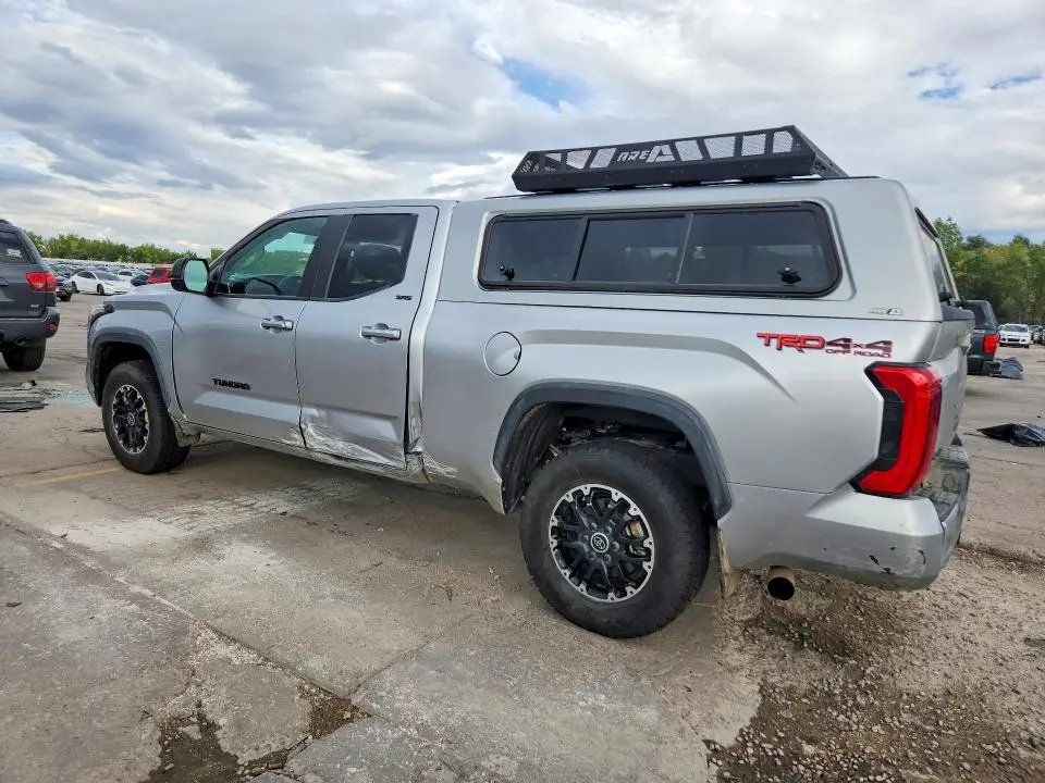 2024 TOYOTA TUNDRA SR5  