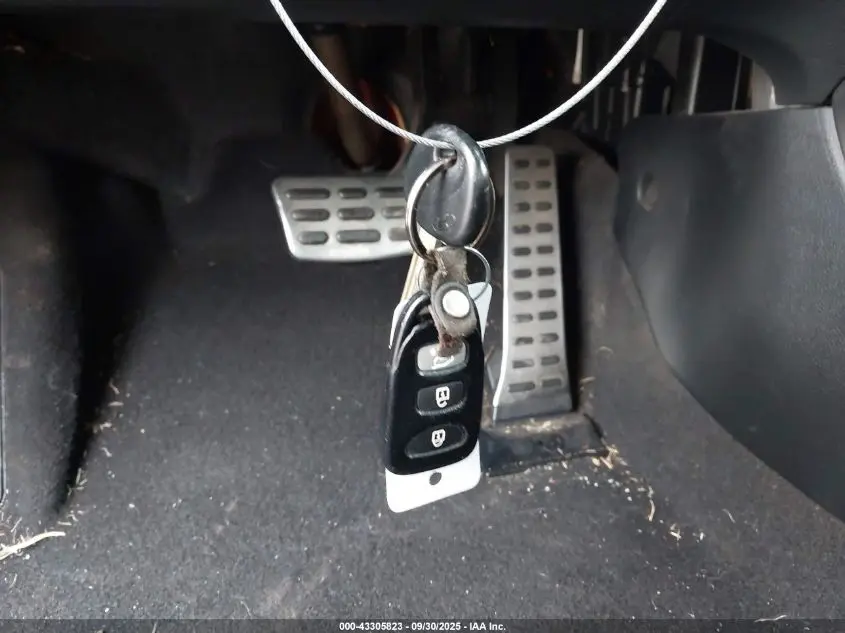 2016 HYUNDAI VELOSTER  