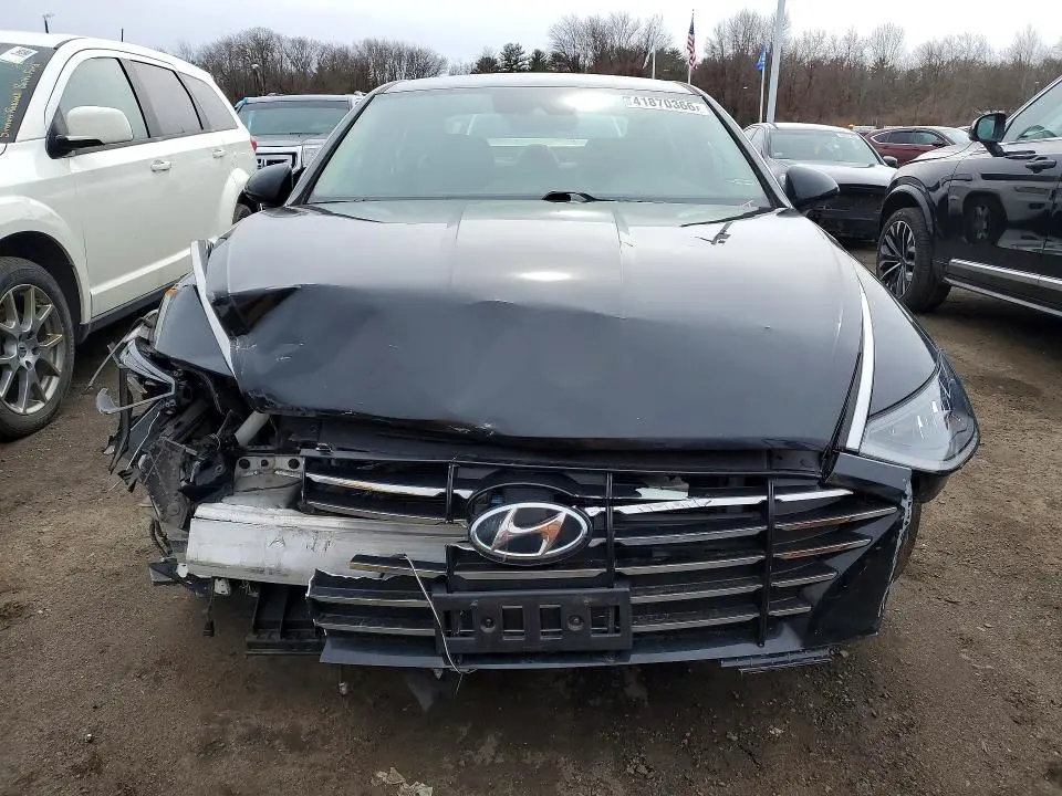 2020 HYUNDAI SONATA SE  