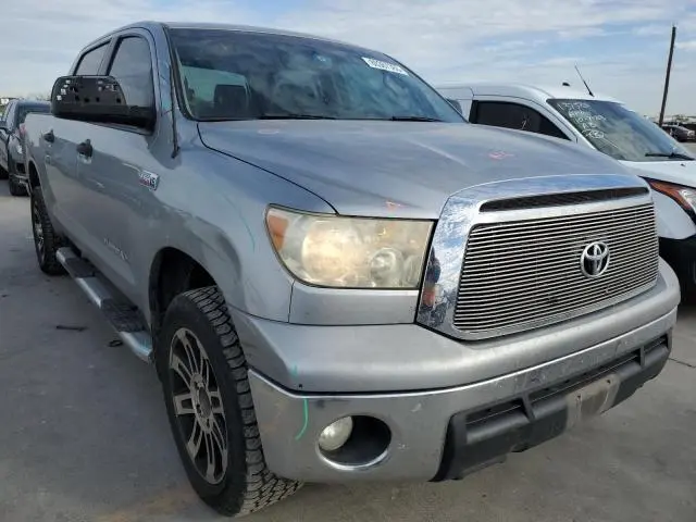 2013 TOYOTA TUNDRA CREWMAX SR5  