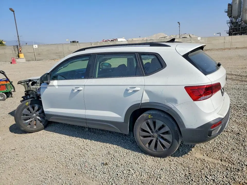 2024 VOLKSWAGEN TAOS S  
