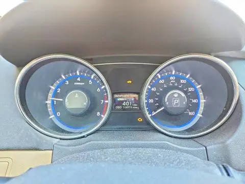 2011 HYUNDAI SONATA GLS  