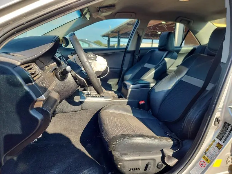 2012 TOYOTA CAMRY SE  