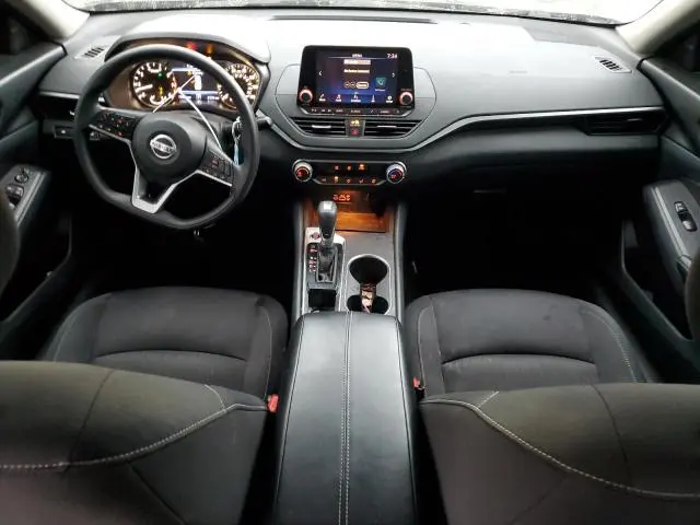 2022 NISSAN ALTIMA SV  