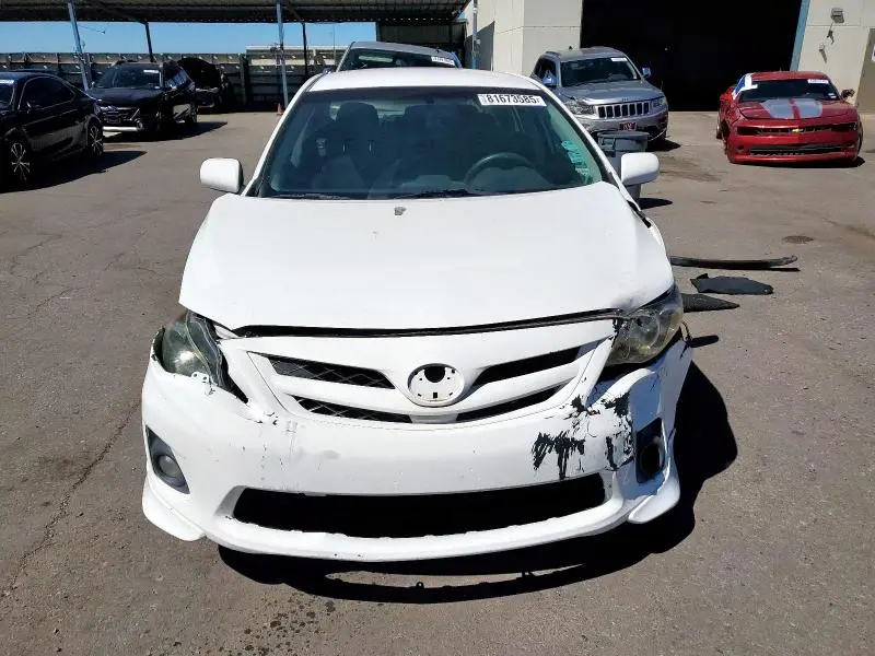 2013 TOYOTA COROLLA BASE  